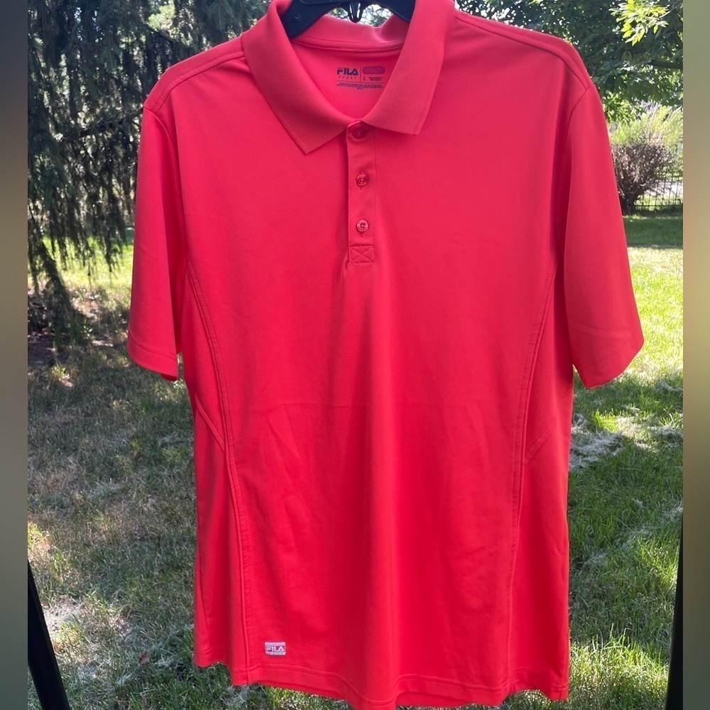 Mens Fila Sport 3 Button Collar Red Golf Polo Shirt. Size Large.